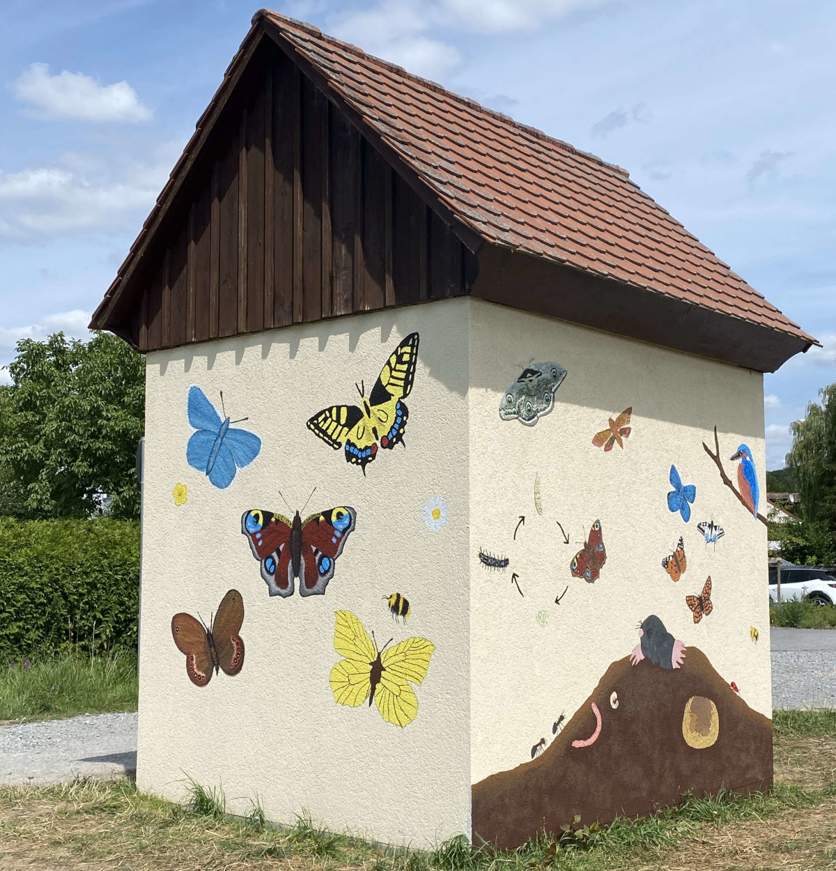 Bemalung eines Trafohäuschen